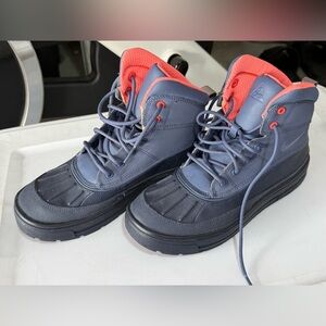 Nike ACG Navy Blue Boots with Coral Lining